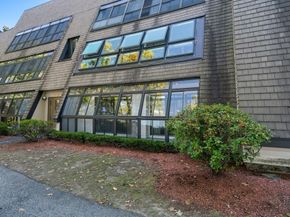 19 Eaglehead Terrace 2, Shrewsbury MA 01545