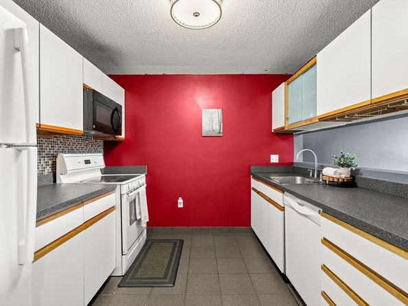 1 Adams St 502, Quincy MA 02169