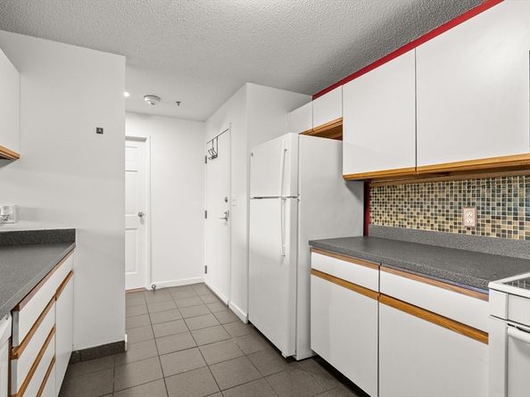 1 Adams St 502, Quincy MA 02169