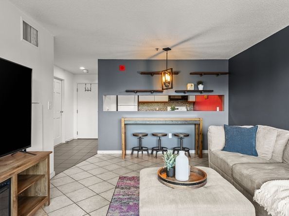 1 Adams St 502, Quincy MA 02169