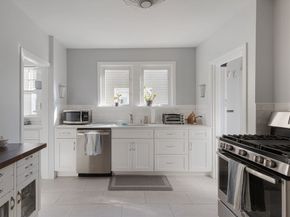 64 California St 64, Watertown MA 02472