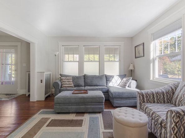 64 California St 64, Watertown MA 02472