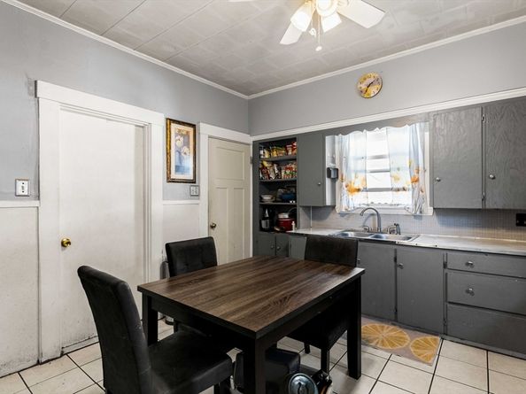 25-27 Bulfinch Street, Lynn MA 01904