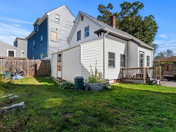 25-27 Bulfinch Street, Lynn MA 01904