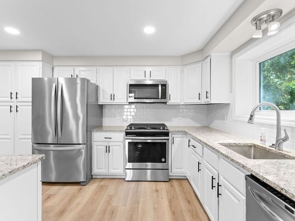 7 Hibernia Ln 7, Salem MA 01970
