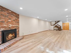 7 Hibernia Ln 7, Salem MA 01970