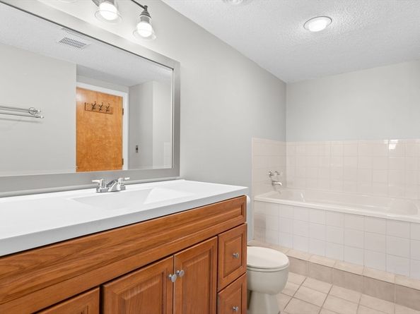 7 Hibernia Ln 7, Salem MA 01970