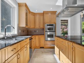 7 Shaw Drive, Wayland MA 01778