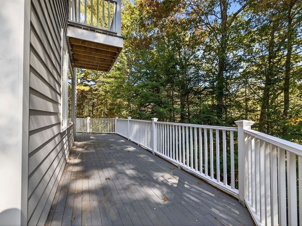 7 Shaw Drive, Wayland MA 01778