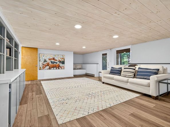 7 Shaw Drive, Wayland MA 01778