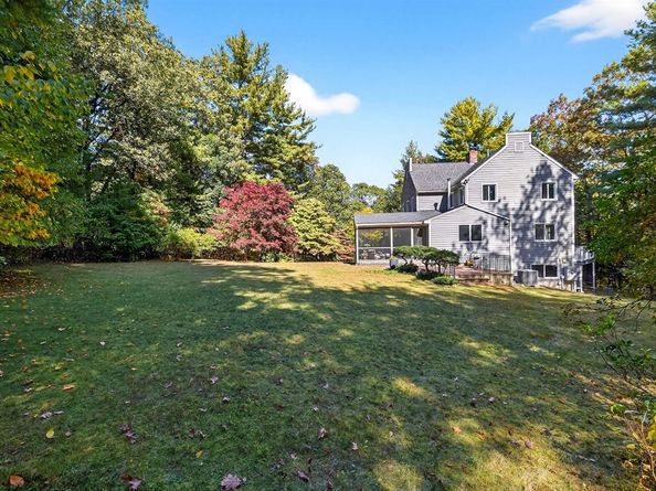 7 Shaw Drive, Wayland MA 01778