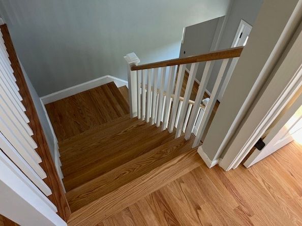 17 West Shore Rd, Holbrook MA 02343