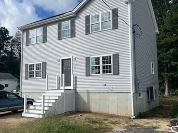 17 West Shore Rd, Holbrook MA 02343