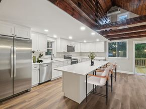 1 Rounseville Rd, Rochester MA 02770