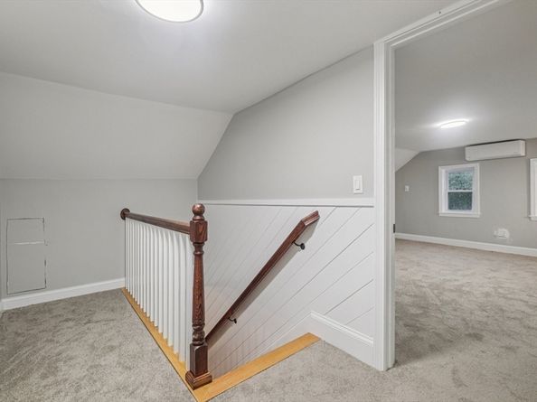 1 Rounseville Rd, Rochester MA 02770