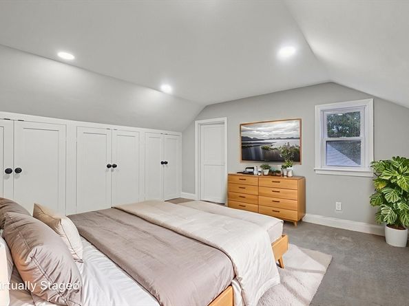 1 Rounseville Rd, Rochester MA 02770
