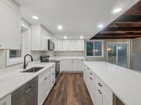 1 Rounseville Rd, Rochester MA 02770