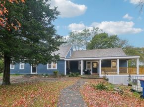 1 Rounseville Rd, Rochester MA 02770
