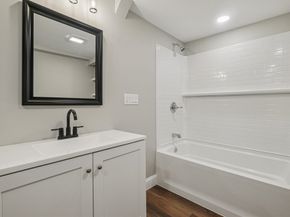1 Rounseville Rd, Rochester MA 02770