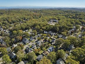29 Birch Hill Rd, Melrose MA 02176