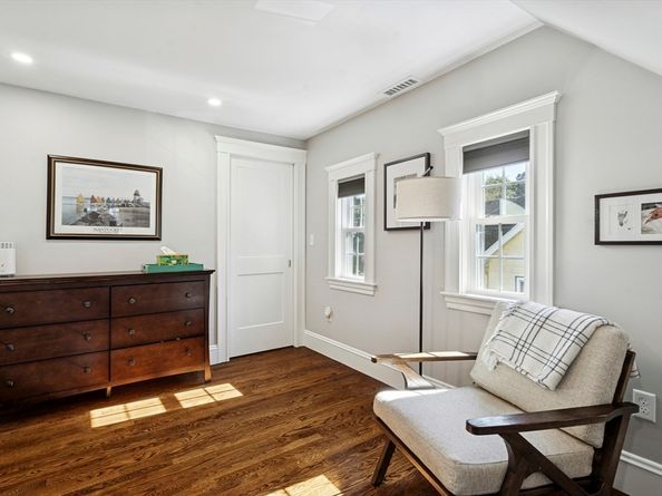 29 Birch Hill Rd, Melrose MA 02176