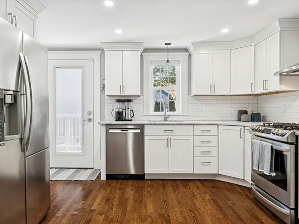 29 Birch Hill Rd, Melrose MA 02176