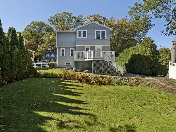 29 Birch Hill Rd, Melrose MA 02176