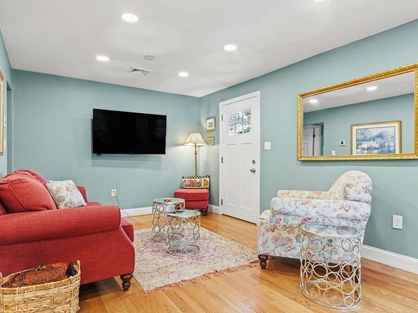 46 Lorna Ave, Pembroke MA 02359