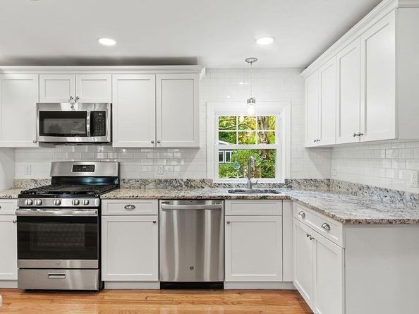 46 Lorna Ave, Pembroke MA 02359