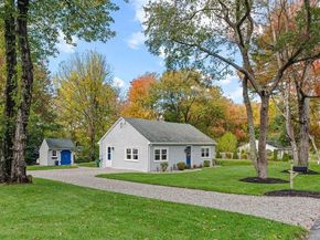 46 Lorna Ave, Pembroke MA 02359