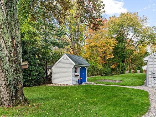 46 Lorna Ave, Pembroke MA 02359