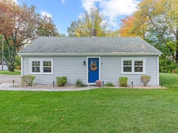 46 Lorna Ave