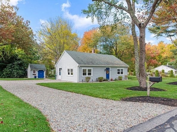 46 Lorna Ave, Pembroke MA 02359