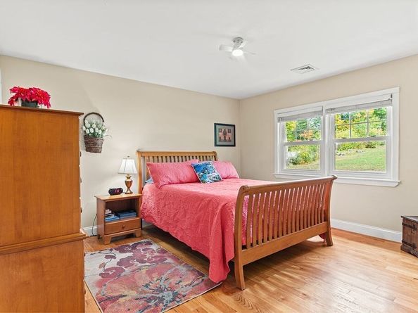 46 Lorna Ave, Pembroke MA 02359