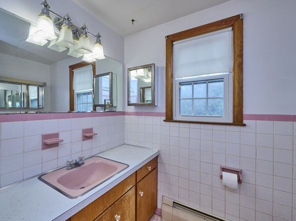 18 Gardner Ave., Woburn MA 01801
