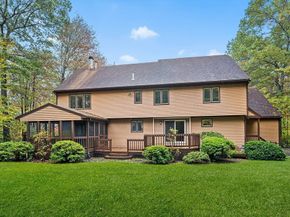 417 Birchbark Dr, Hanson MA 02341