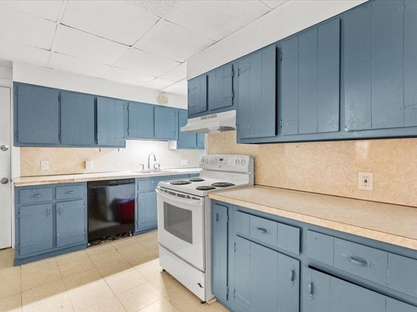 115 Market St, Brockton MA 02301