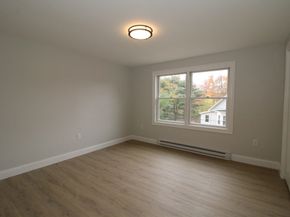 476 Cottage St, Athol MA 01331