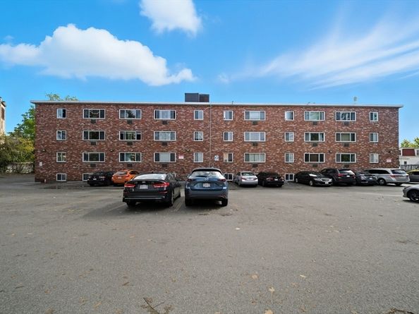 20 Radcliffe Rd 209, Boston MA 02134