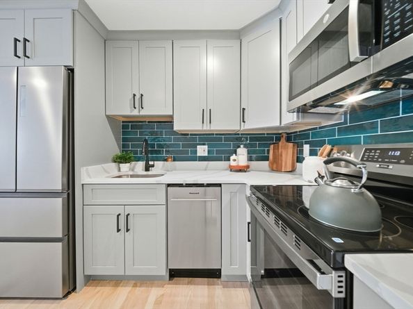 20 Radcliffe Rd 209, Boston MA 02134