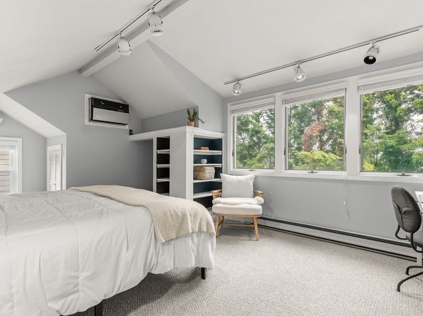 70 Horace Rd, Belmont MA 02478