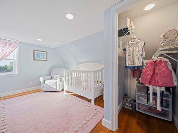 69 Great Hill Rd, Weymouth MA 02191