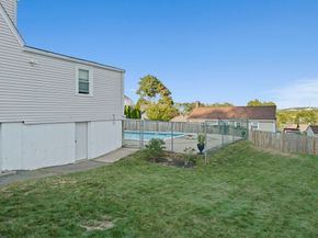 69 Great Hill Rd, Weymouth MA 02191