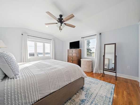 69 Great Hill Rd, Weymouth MA 02191