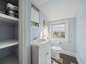 69 Great Hill Rd, Weymouth MA 02191