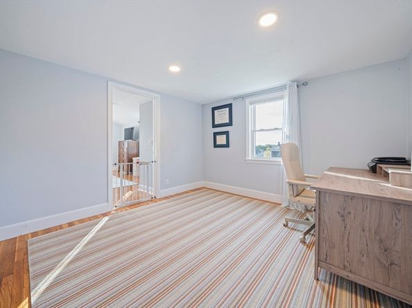 69 Great Hill Rd, Weymouth MA 02191