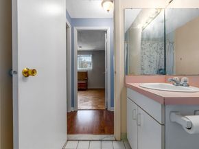 64 Main St 41B, Stoneham MA 02180