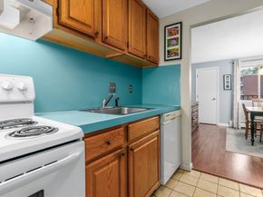 64 Main St 41B, Stoneham MA 02180