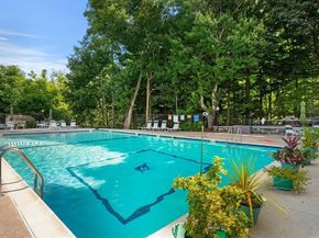 64 Main St 41B, Stoneham MA 02180