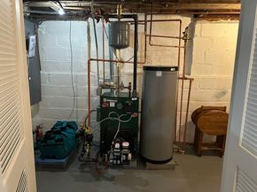 110 Holyoke St, Lynn MA 01905